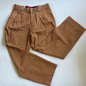 Vintage Tommy Hilfiger five pocket pleated front twill slacks in Carmel color.